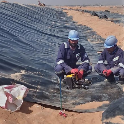 ASTM GRI-GM13 Standard HDPE Geomembrane Sheet for Aquaculture Pond Liner in 1m-8m Width